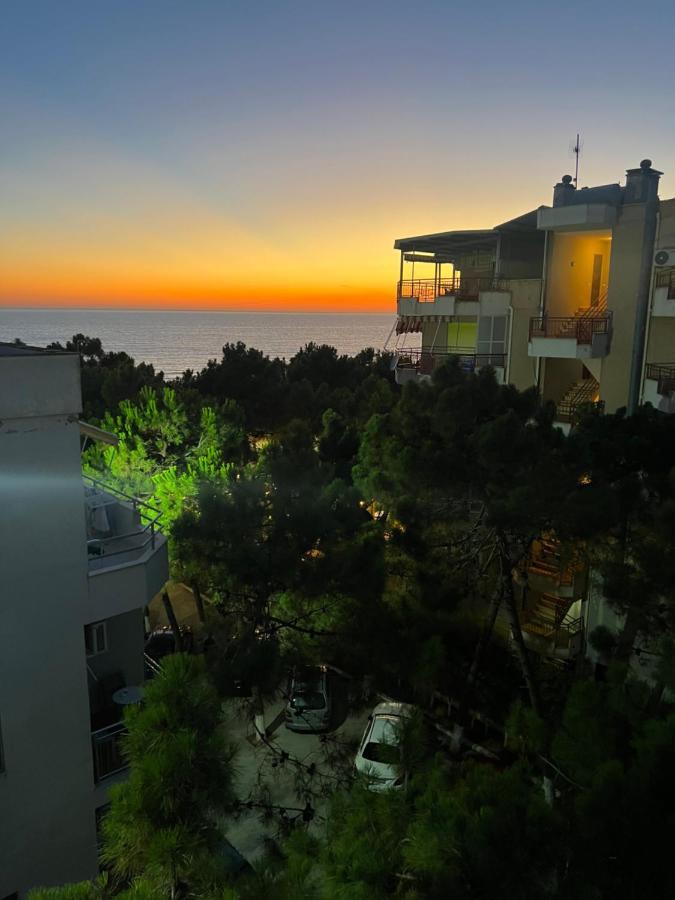 Alkano Haouse * Durrës