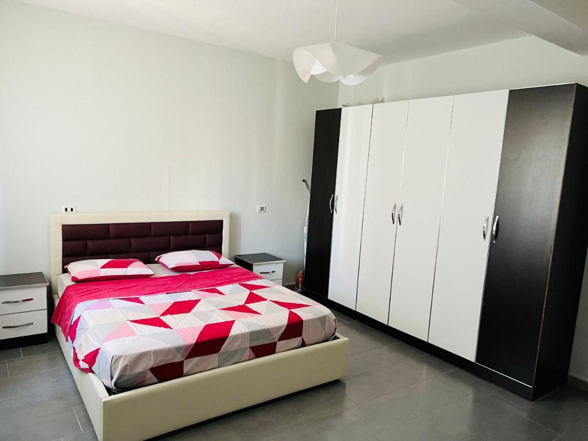 Apartament Alkano *