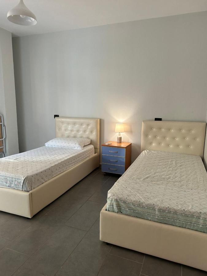 Apartament Alkano *